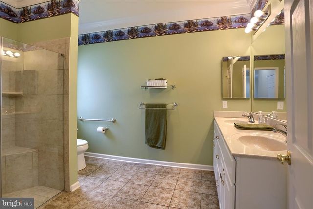 86 PRESIDENTS DR, Mechanicsburg, PA 17050