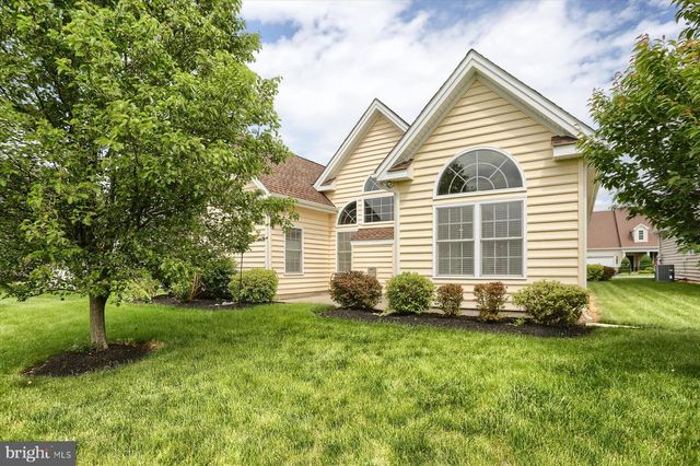 86 PRESIDENTS DR, Mechanicsburg, PA 17050