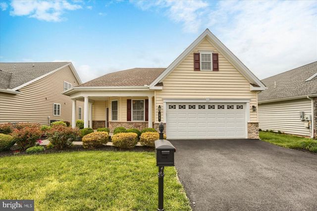 86 PRESIDENTS DR, Mechanicsburg, PA 17050