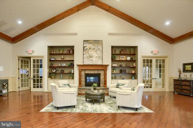 86 PRESIDENTS DR, Mechanicsburg, PA 17050
