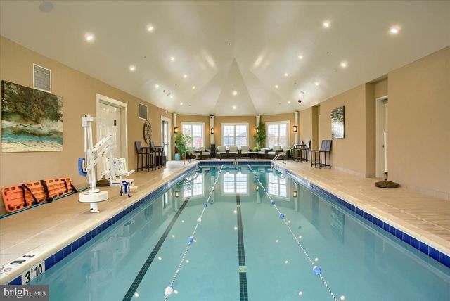 86 PRESIDENTS DR, Mechanicsburg, PA 17050