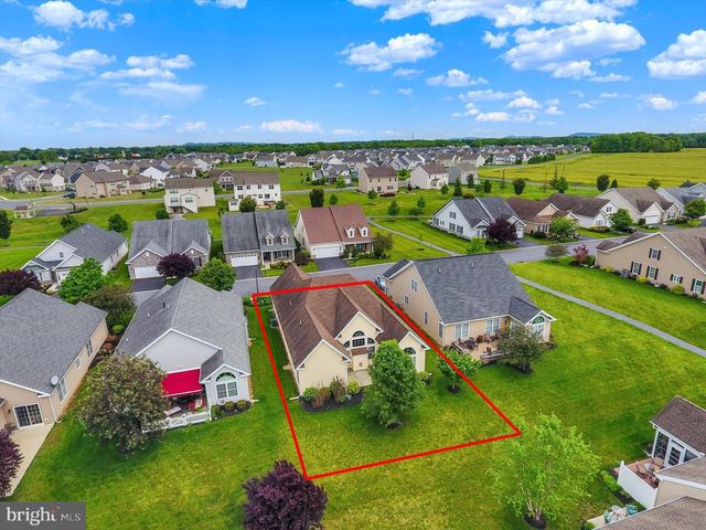 86 PRESIDENTS DR, Mechanicsburg, PA 17050
