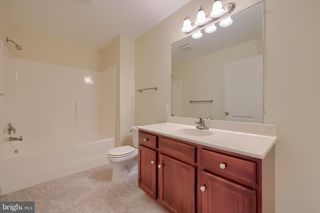 225 EAGLE DR, Ephrata, PA 17522