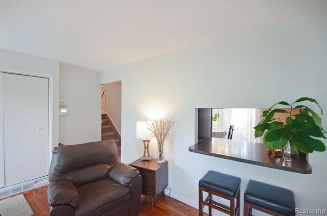 43475 Deborah Drive, Sterling Heights, MI 48313