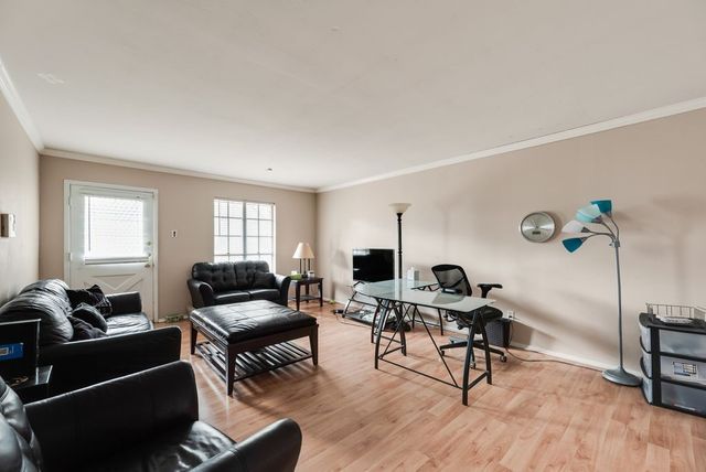 6015 E University Boulevard 228, Dallas, TX 75206