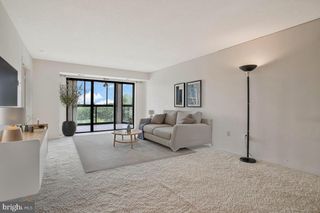15115 INTERLACHEN DR #3-801, Silver Spring, MD 20906