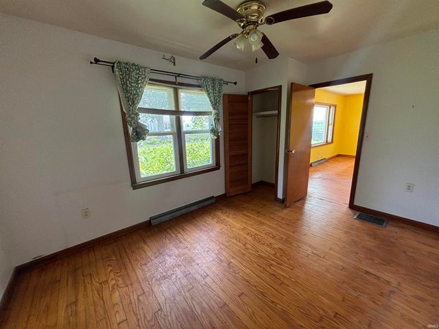 18725 Linden Road, Argos, IN 46501