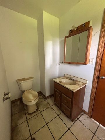 18725 Linden Road, Argos, IN 46501