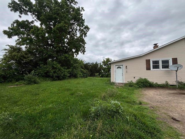 18725 Linden Road, Argos, IN 46501