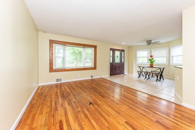 6637 Hitchingham Road, Ypsilanti Twp, MI 48197