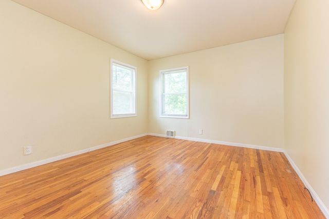 6637 Hitchingham Road, Ypsilanti Twp, MI 48197