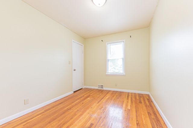6637 Hitchingham Road, Ypsilanti Twp, MI 48197