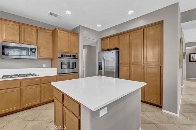 7415 Rock Creek Court, Eastvale, CA 92880