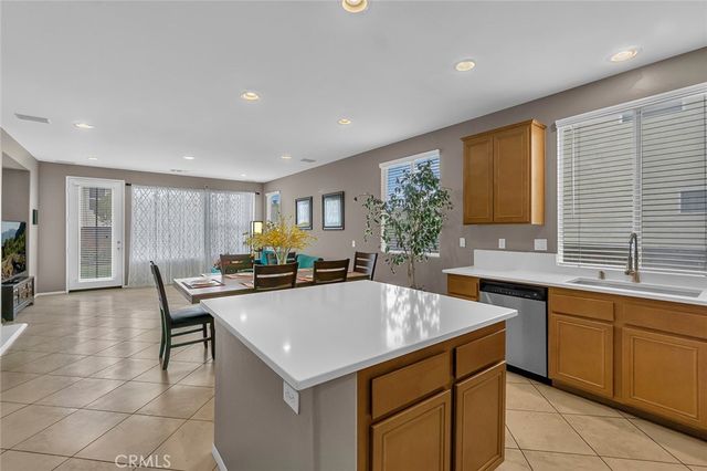 7415 Rock Creek Court, Eastvale, CA 92880