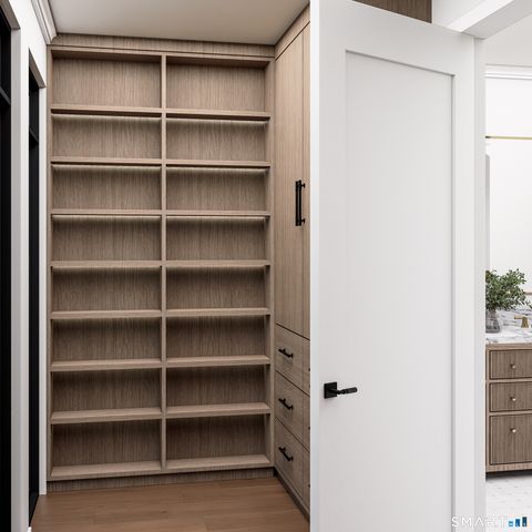 44 North Lake Shore Drive, Brookfield, CT 06804