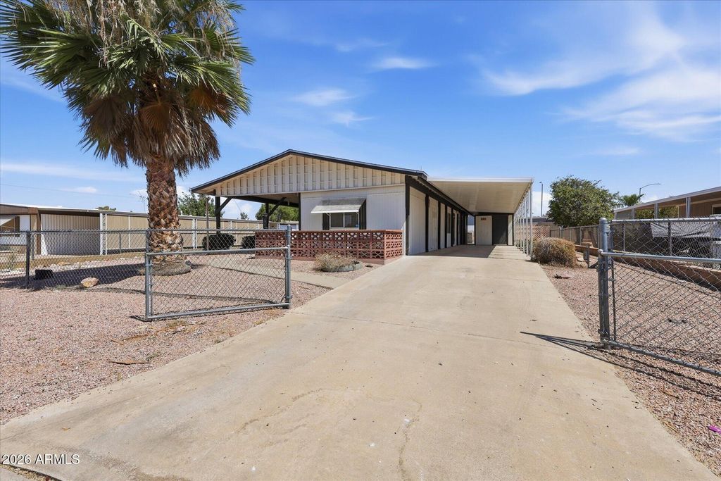 9618 E EDGEWOOD Avenue, Mesa, AZ 85208 — exterior