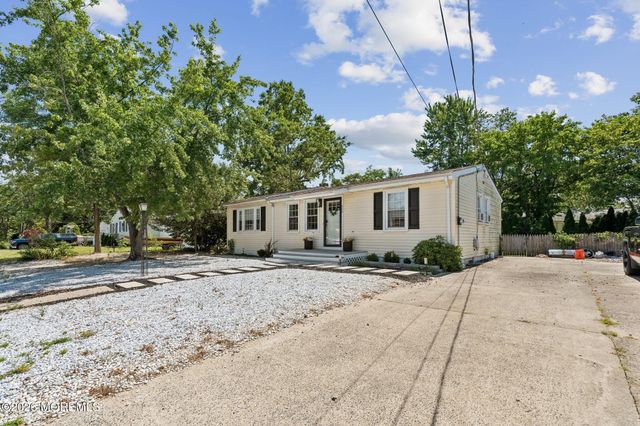 328 Georgia Drive, Brick, NJ 08723