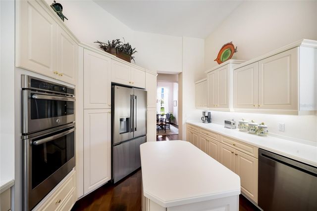 7058 TWIN HILLS TERRACE, Lakewood Ranch, FL 34202