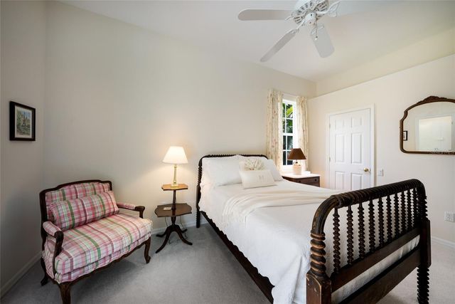7058 TWIN HILLS TERRACE, Lakewood Ranch, FL 34202