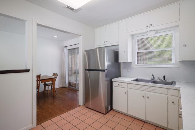 2203 Arpdale ST, Austin, TX 78704
