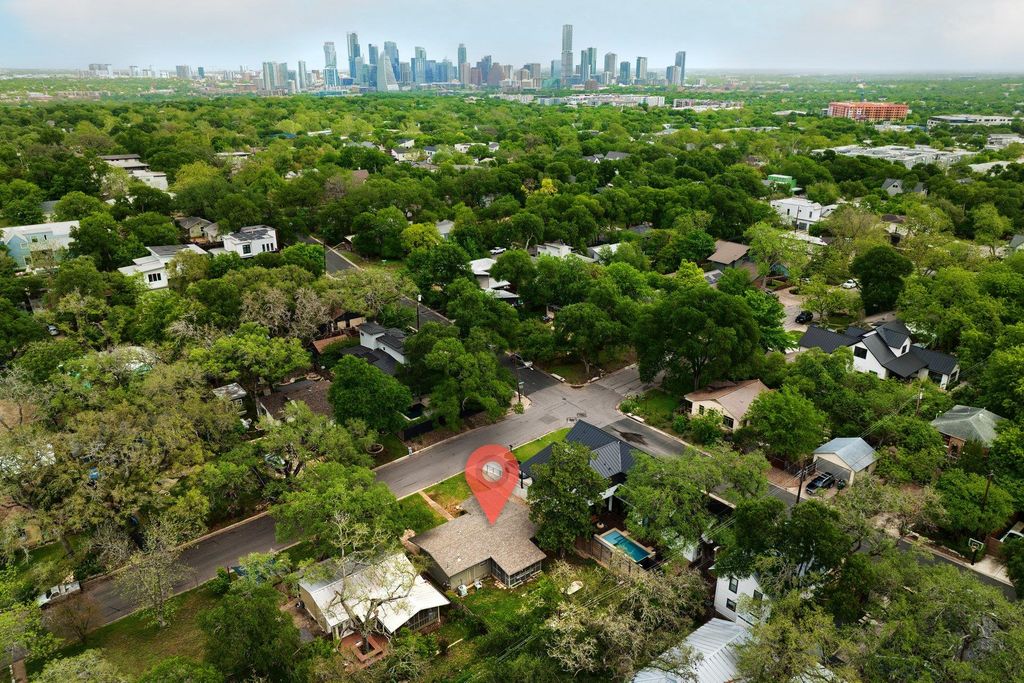 2203 Arpdale ST, Austin, TX 78704