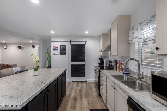 19401 N 7TH Street 73, Phoenix, AZ 85024