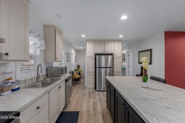 19401 N 7TH Street 73, Phoenix, AZ 85024