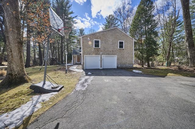 42 Troutbrook Road, Dover, MA 02030