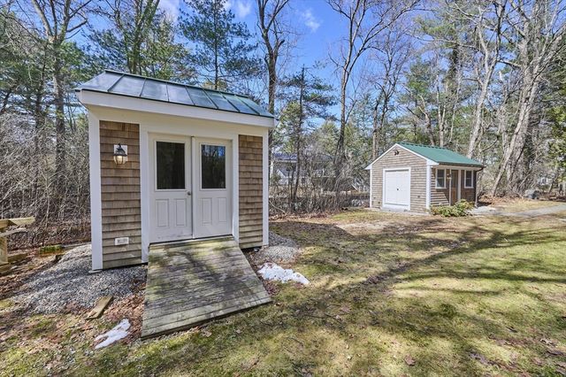 42 Troutbrook Road, Dover, MA 02030