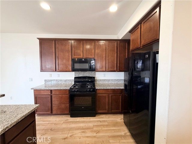 3586 Bur Oak Road, San Bernardino, CA 92407