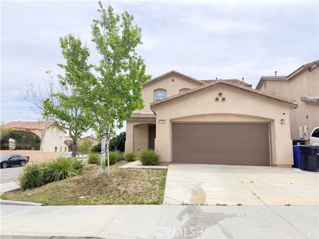 3586 Bur Oak Road, San Bernardino, CA 92407
