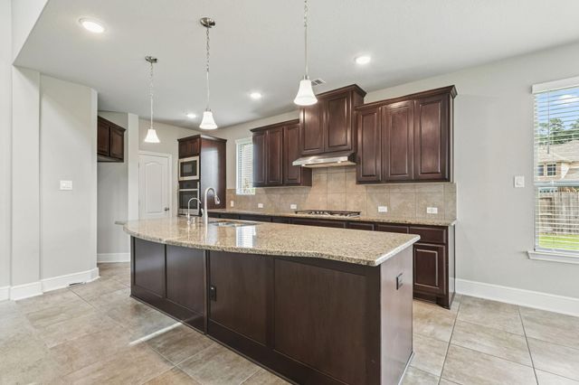 2640 Blooming Field Lane, Conroe, TX 77385