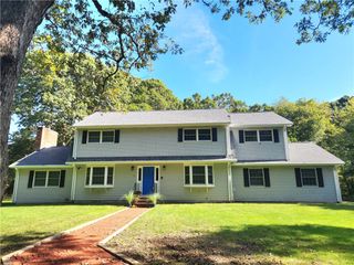10 Columbia Lane, Jamestown, RI 02835