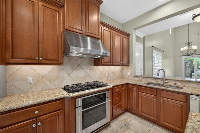 3152 Bloomfield Court, Plano, TX 75093
