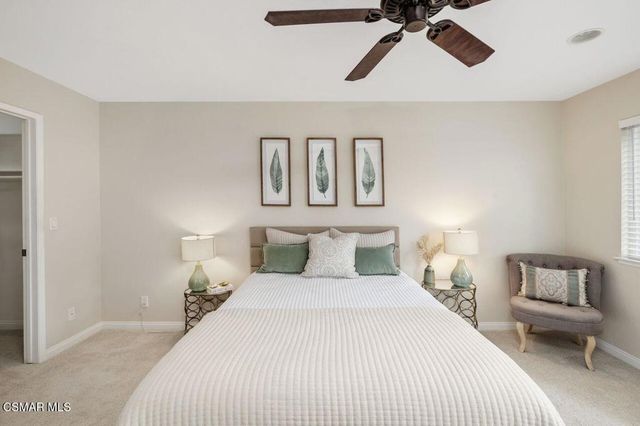 697 Sutton Crest Trail 302, Oak Park, CA 91377