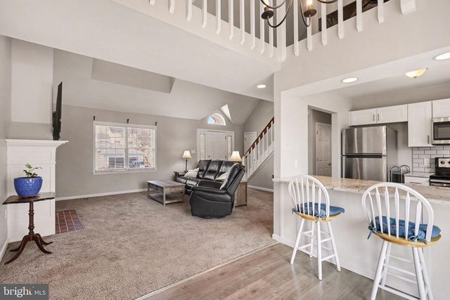 20 NANCY LOPEZ LN, Etters, PA 17319