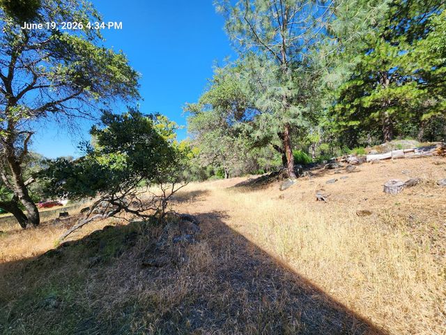 17514 Incense Ct, Penn Valley, CA 95946
