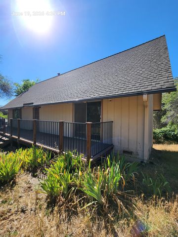 17514 Incense Ct, Penn Valley, CA 95946