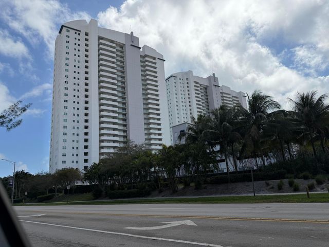 15051 Royal Oaks Lane, North Miami, FL 33181