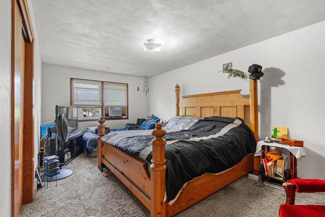 1633 W WEILAND LANE, Appleton, WI 54914