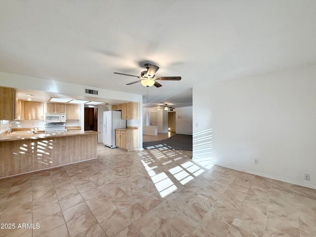 7641 E PUEBLO Avenue, Mesa, AZ 85208