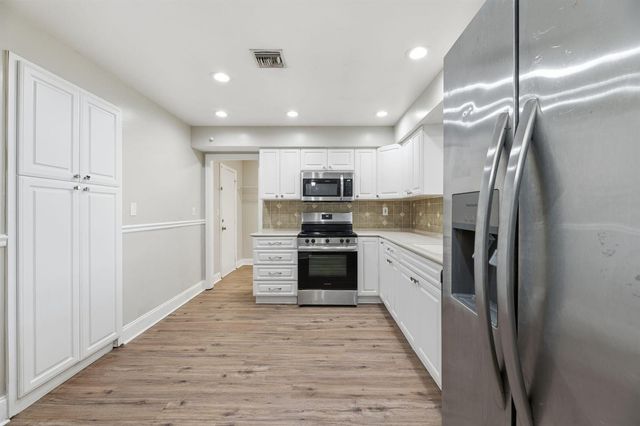 1256 SW 9th Avenue, Boca Raton, FL 33486