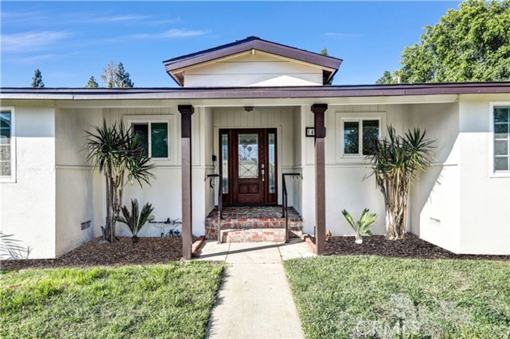 14857 Tuba, San Fernando, CA 91345