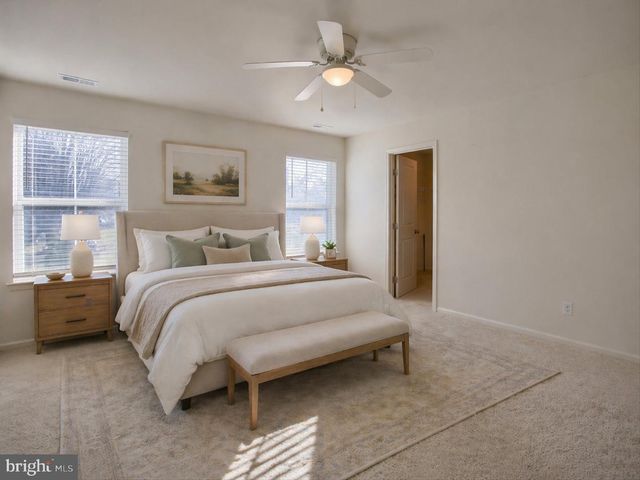 11 SHILLINGTON LANE, Carlisle, PA 17013