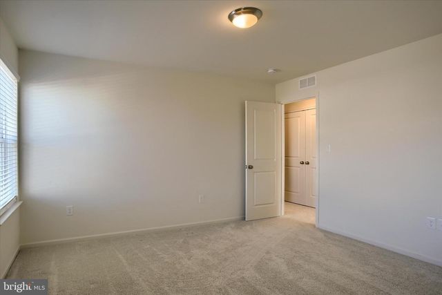 11 SHILLINGTON LANE, Carlisle, PA 17013