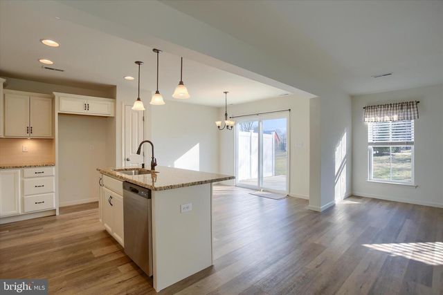 11 SHILLINGTON LANE, Carlisle, PA 17013