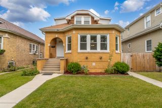 1231 S 20th Avenue, Maywood, IL 60153