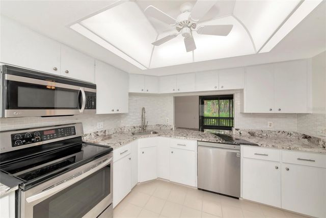 116 WOODLAND PLACE 116, Osprey, FL 34229