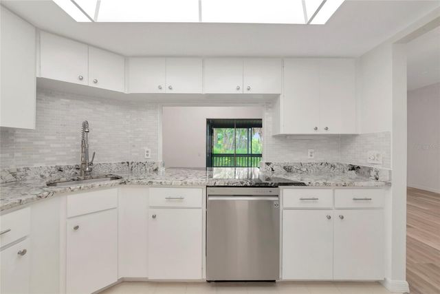 116 WOODLAND PLACE 116, Osprey, FL 34229