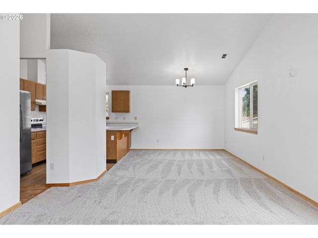 12037 Se RAYMOND St, Portland, OR 97266
